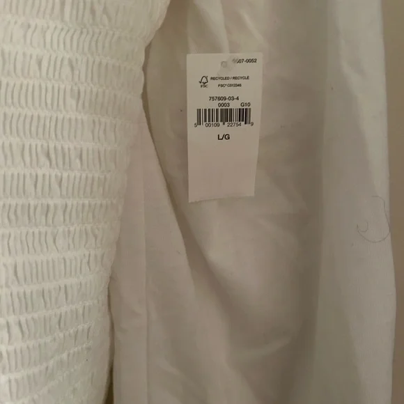 GAP Top - Picture 3 of 5